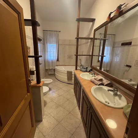 Antonia House Apartment